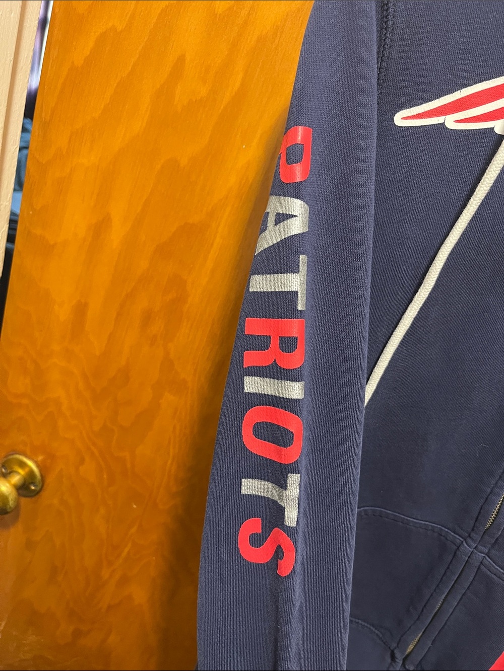 PINK Victoria's Secret New England Patriots Zip-Up Hoodie - Picture 7 of 8